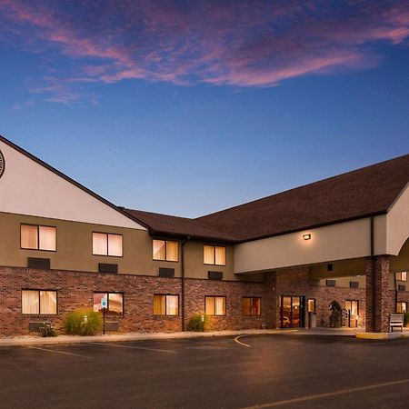 Best Western Kendallville Inn Εξωτερικό φωτογραφία