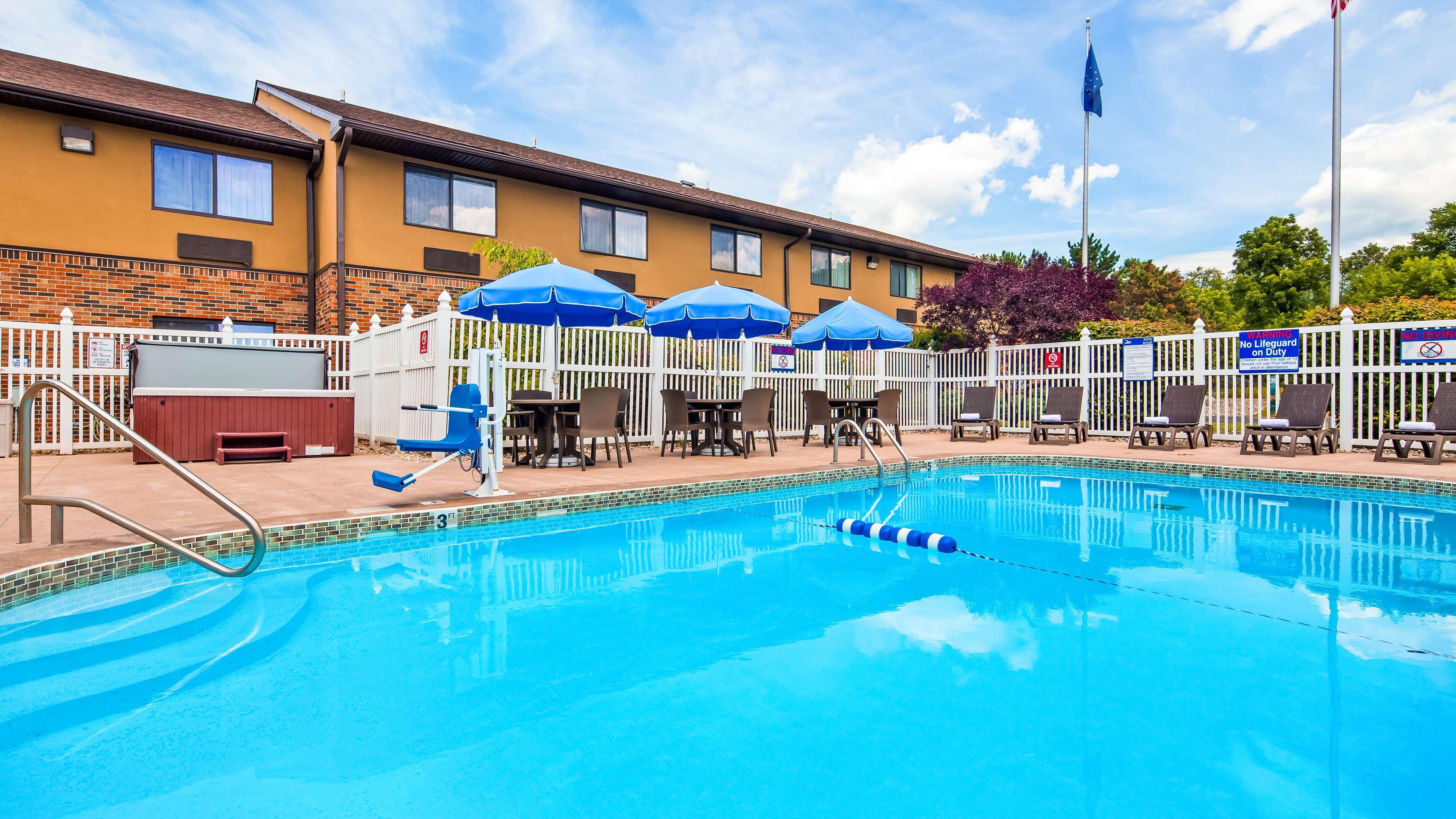 Best Western Kendallville Inn Εξωτερικό φωτογραφία