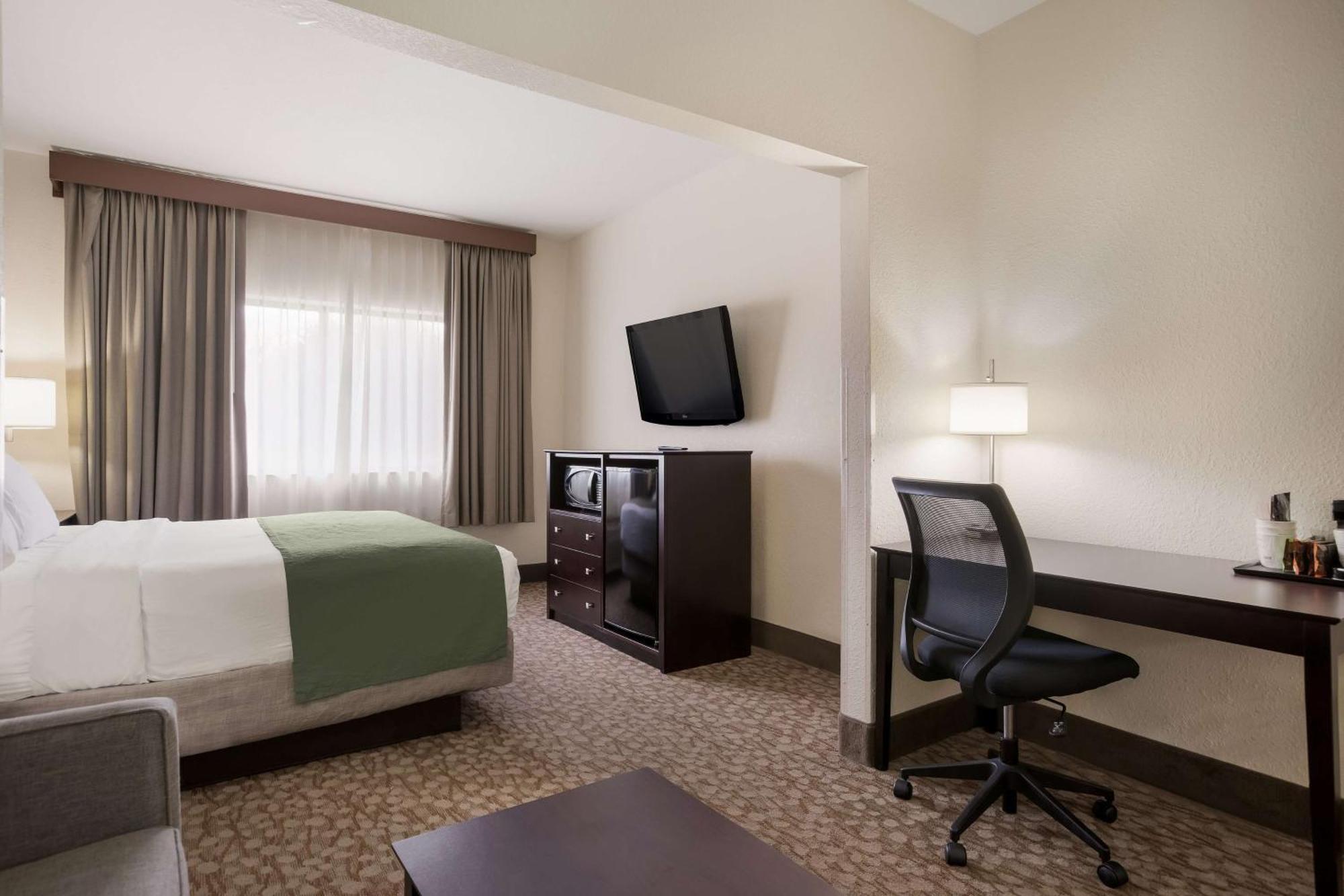 Best Western Kendallville Inn Εξωτερικό φωτογραφία