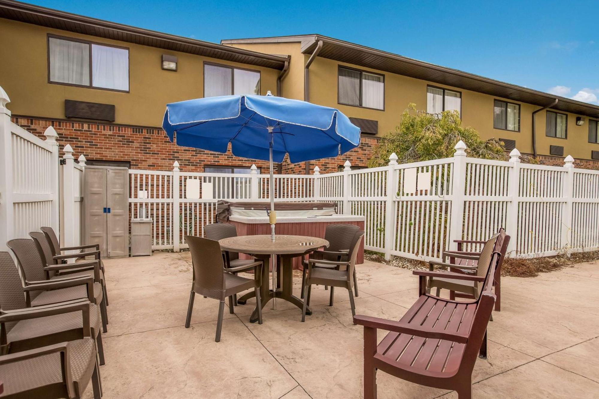 Best Western Kendallville Inn Εξωτερικό φωτογραφία